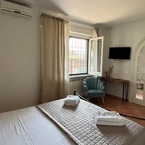  Apartment Anna House